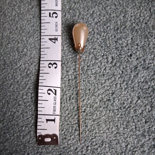 Vintage hat pin - hat,