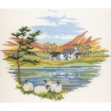 Countryside - Lakeside Farm