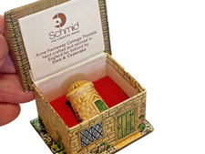 Anne Hathaway Cottage Schmid