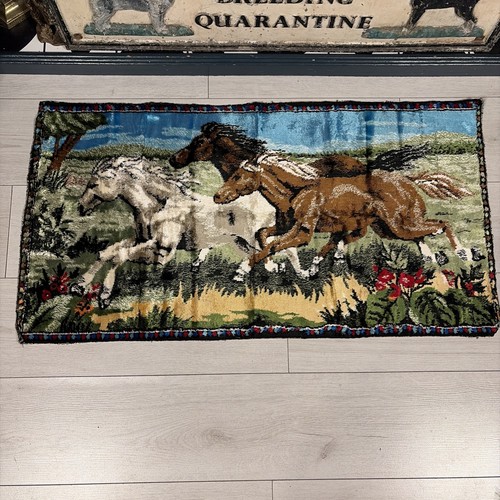 Vtg wall hanging art - art, horses