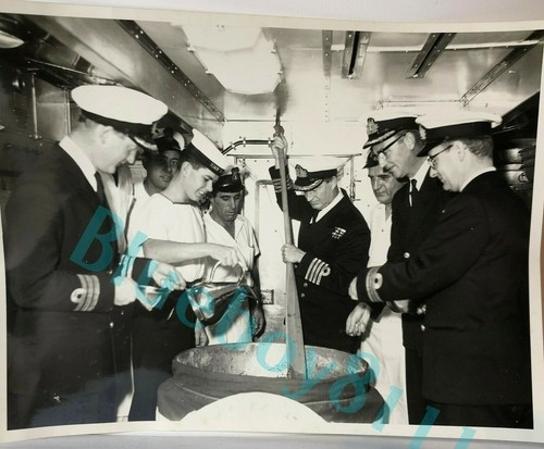 Officers cruiser hms - on,