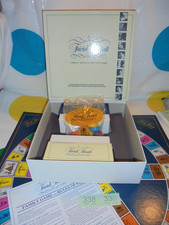 Vintage Trivial Pursuit Family