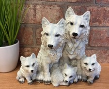 Nemesis Now Family of Wolves
