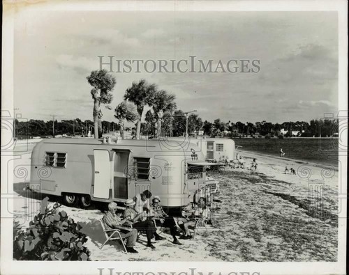 Press photo spacious and - spacious,