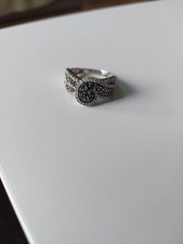 Diamond  And Black diamond ring 9ct white gold Size P 4.5G
