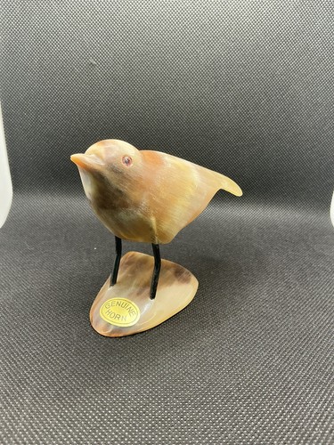 Vtg carved horn - vtg/carved,