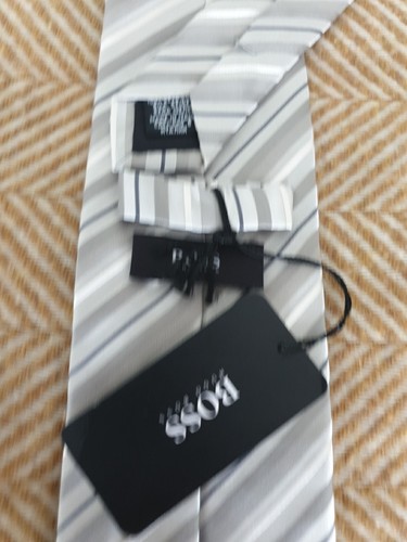 Bnwt hugo boss silk tie - silk,