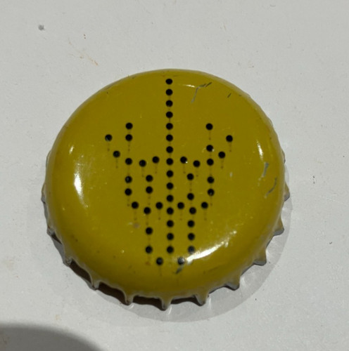 Yellow schweppes tonic water - schweppes,
