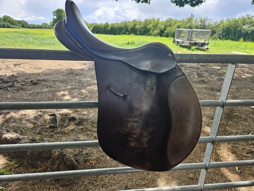 Brown ideal saddle - , 17.5"