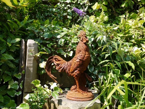 Large iron cockerel bird - large,