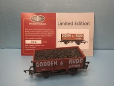 dapol oo gauge wagons Ltd Edition Low Number. 