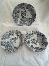 Barrattts Fine Tableware  set of 3 Grapes Design cereal bowls 17.5 x 4 cm