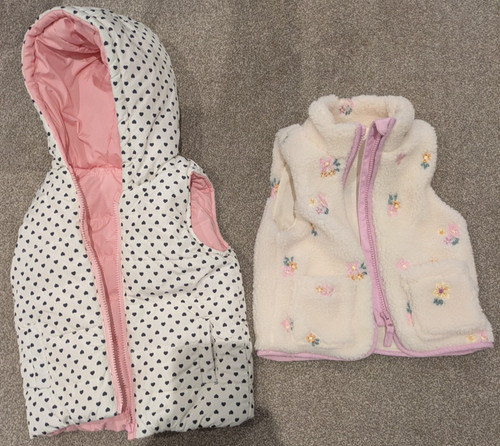 Nutmeg girls gilets - x, 2