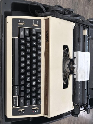 Brother electric typewriter - electric,