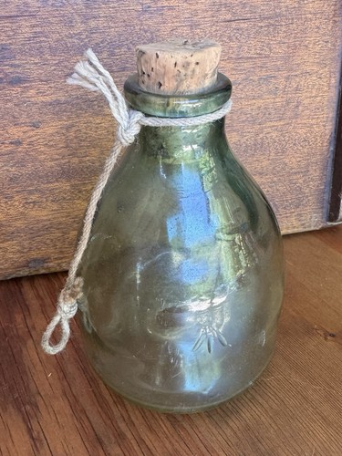 Rare antique green glass fly - rare,
