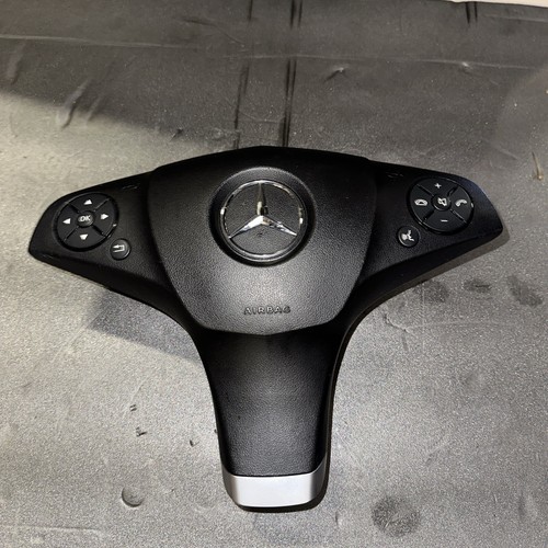 Mercedes w204 amg - mercedes, airbag