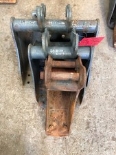 Digger Bucket Pin 30mm 6" 12" 18" £375+vat B229