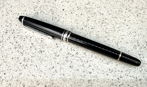 Mont blanc pen - mont,