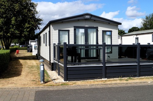 Abi beaumont luxury - abi,