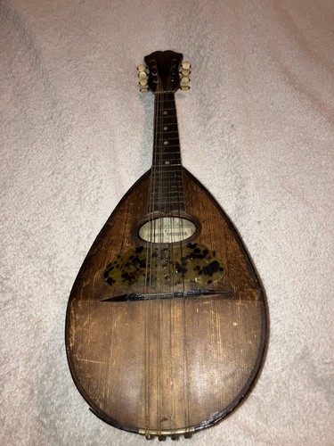 Antique 1920 mandolin - 1920, by