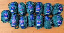 13 x Boucle Knitting and