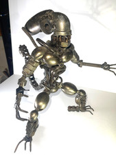 Alien  Xenomorph Metal Art