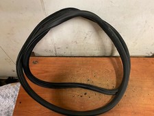 SEAT LEON MK3 5F 2014 DRIVER OR PASSENGER SIDE REAR DOOR RUBBER SEAL 5F4867367