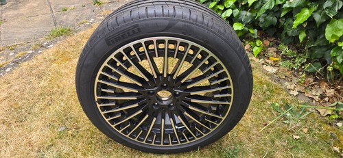 Genuine mercedes eqa eqb - genuine,