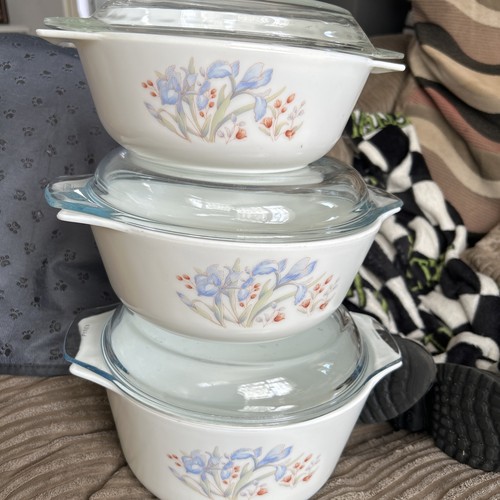 Vintage pyrex blue iris - pyrex,