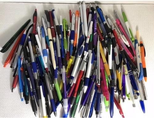 Vintage recent pen - &,