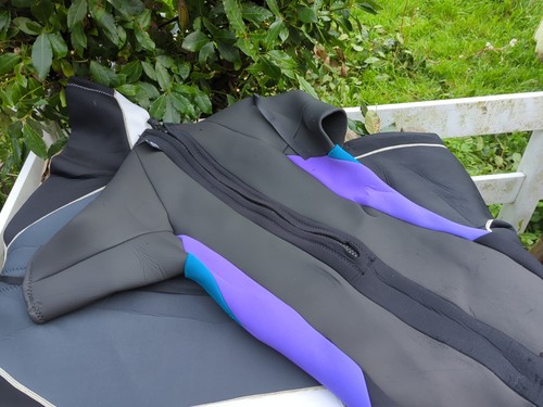 Short sleved wetsuits - short,