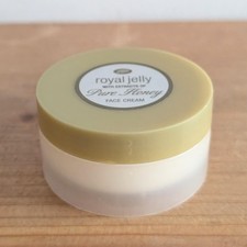 Boots Royal Jelly Pure Honey