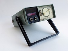 Schlumberger Solartron Digital Multimeter 7040  + Mains Power Cable 1970s RARE