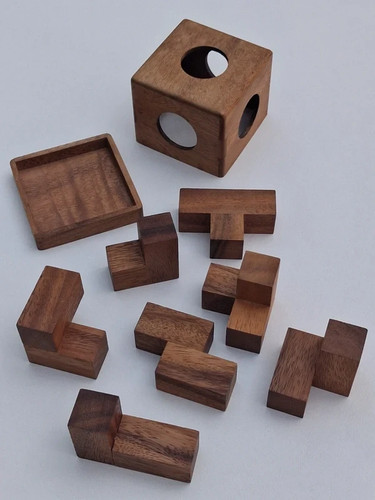 Soma cube puzzle - cube,