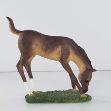 Country Artists All About Horses Thoroughbred Foal Itching Legs 03901*Flaw*