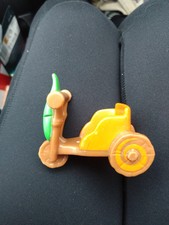 Mattel 2009 Fisher-Price Waybuloo Nara Yo Jo Jo  Scooter