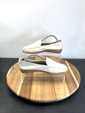 TLC Women Cream Leather