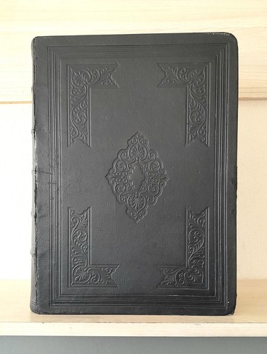 Large antique holy bible - large,