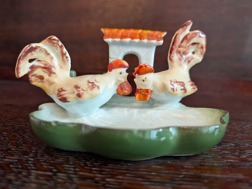 Vintage ashtray trinket pin - ashtray,