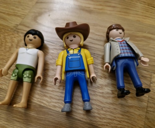 Play mobil female character - play,
