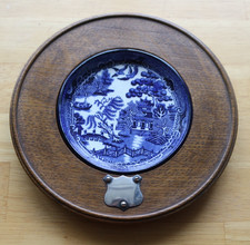 Vintage Wooden Surround Willow Pattern Butter Pat Jam Dish/Plate-Blank cartouche