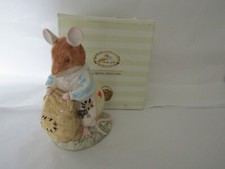 Dusty dogwood with sack royal - dusty,