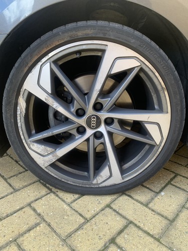 Audi genuine - genuine,