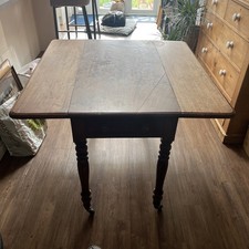Antique Mahogany Pembroke
