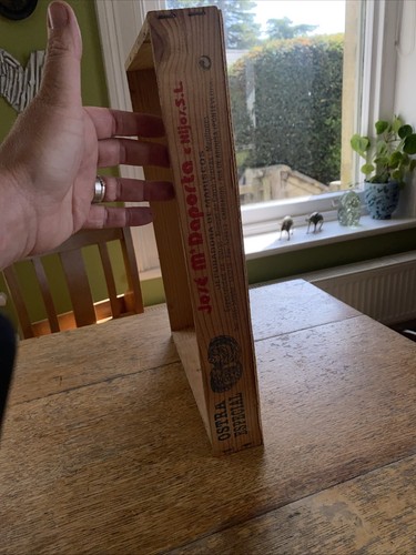 Vintage wooden oyster crate - wooden,