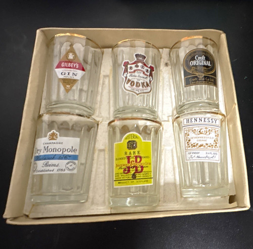 Boxed set decorated - boxed,