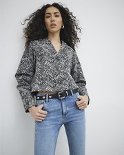 River Island Womens Trophy Jacket Black Collarless V-Neck Button Outerwear Top