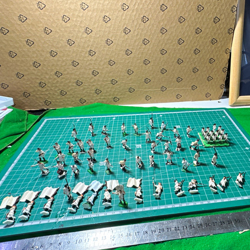 Plastic soldiers lot 57 - 1/72,