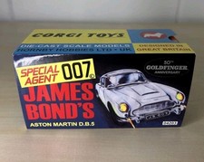 Corgi 04203 James Bond Aston