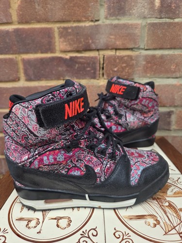 Liberty london nike - liberty, x